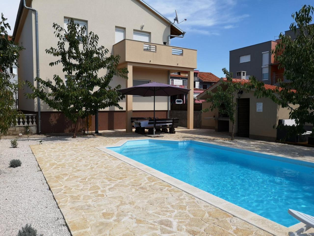 Holiday Retreat Apartment - Задар Екстериор снимка